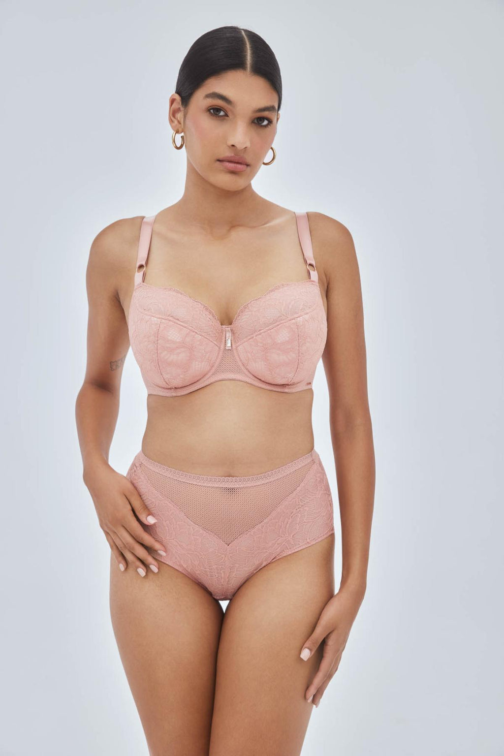 Alles Nude Rose Majtki Figi Wysokie