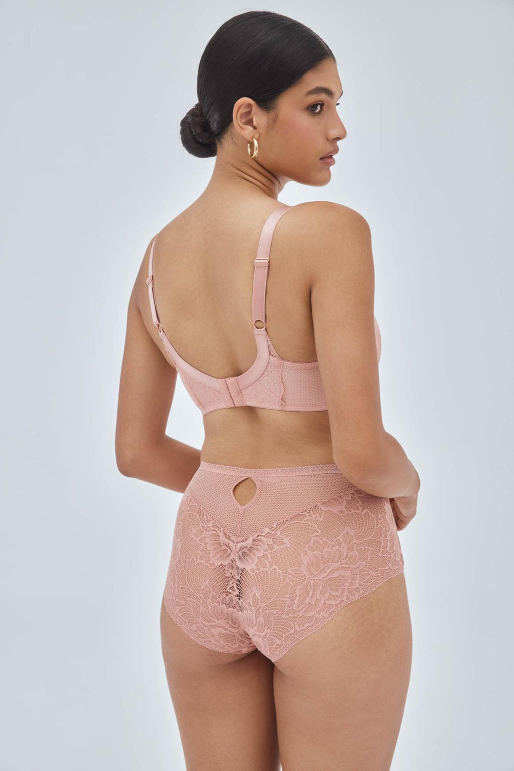 Alles Nude Rose Majtki Figi Wysokie